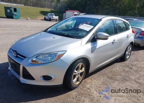 2013 Ford Focus Se z USA, uszkodzony, nr VIN 1FADP3K24DL161930